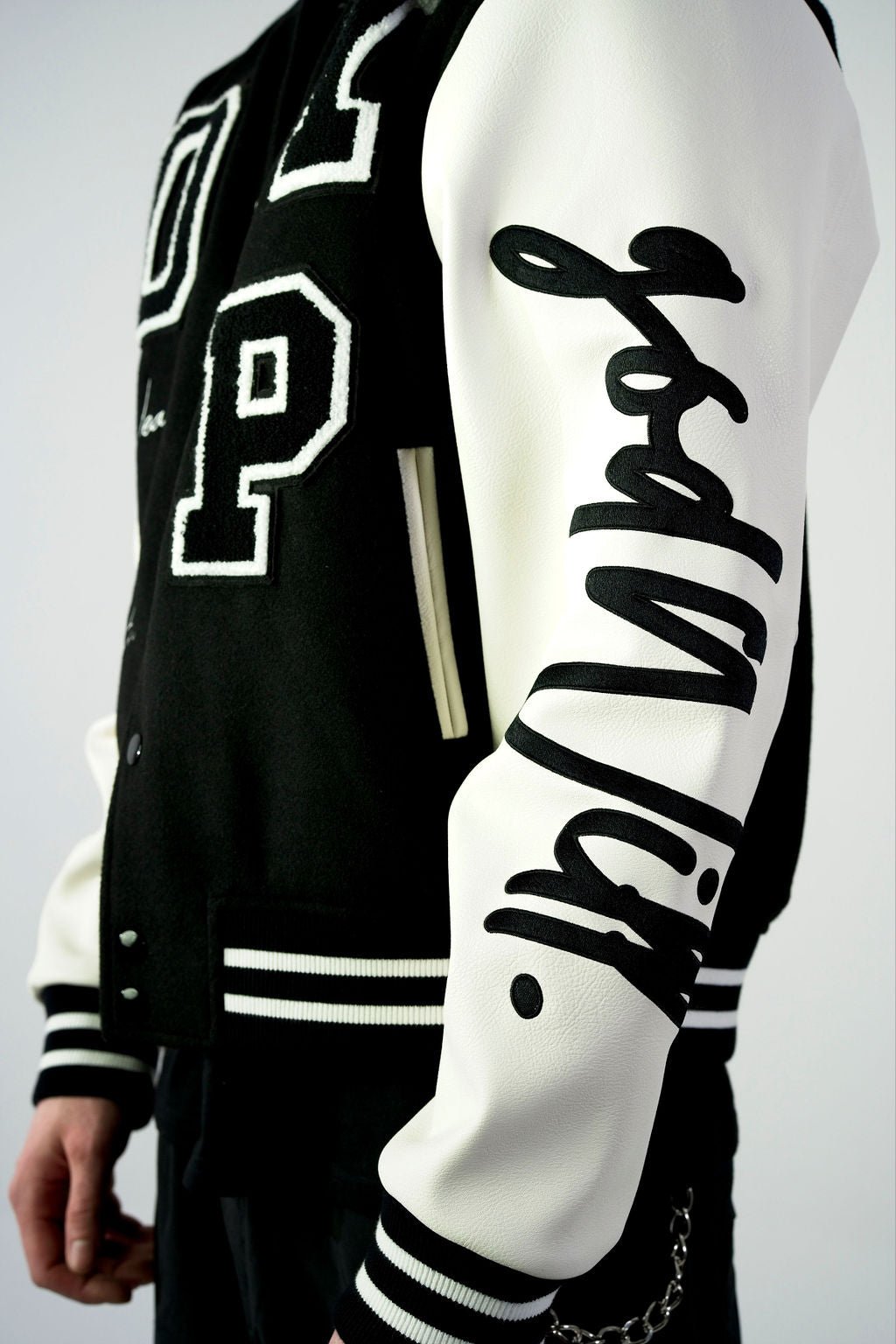 『OY/オーワイ』ETHNIC VARSITY JACKET Amazon.com: Members Only Women's Hip Hop Varsity Oversized